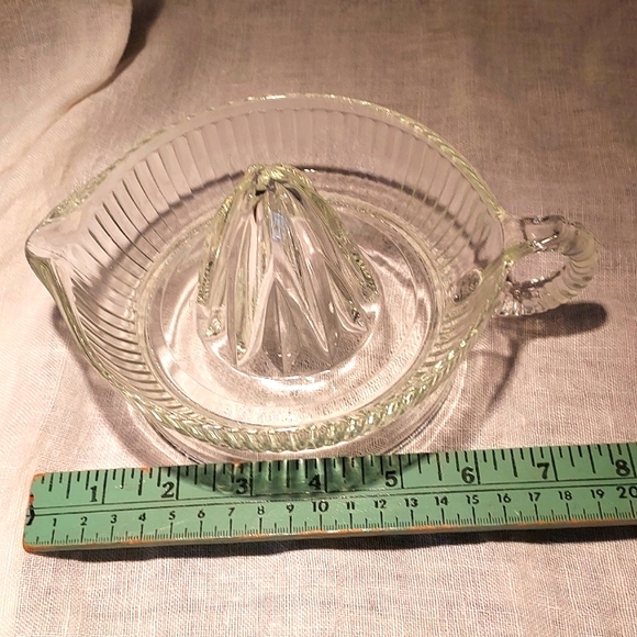 Vintage Kitchen Decor Bundle - Picture 2 of 12